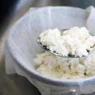 Beneficial properties of low-fat cottage cheese for humans Low-fat cottage cheese benefits or