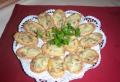 Tartlets stuffed with chicken for the holiday table: chicken salad recipes for filling