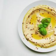 Kichererbsen-Hummus zu Hause, Kalorien, Nutzen und Schaden